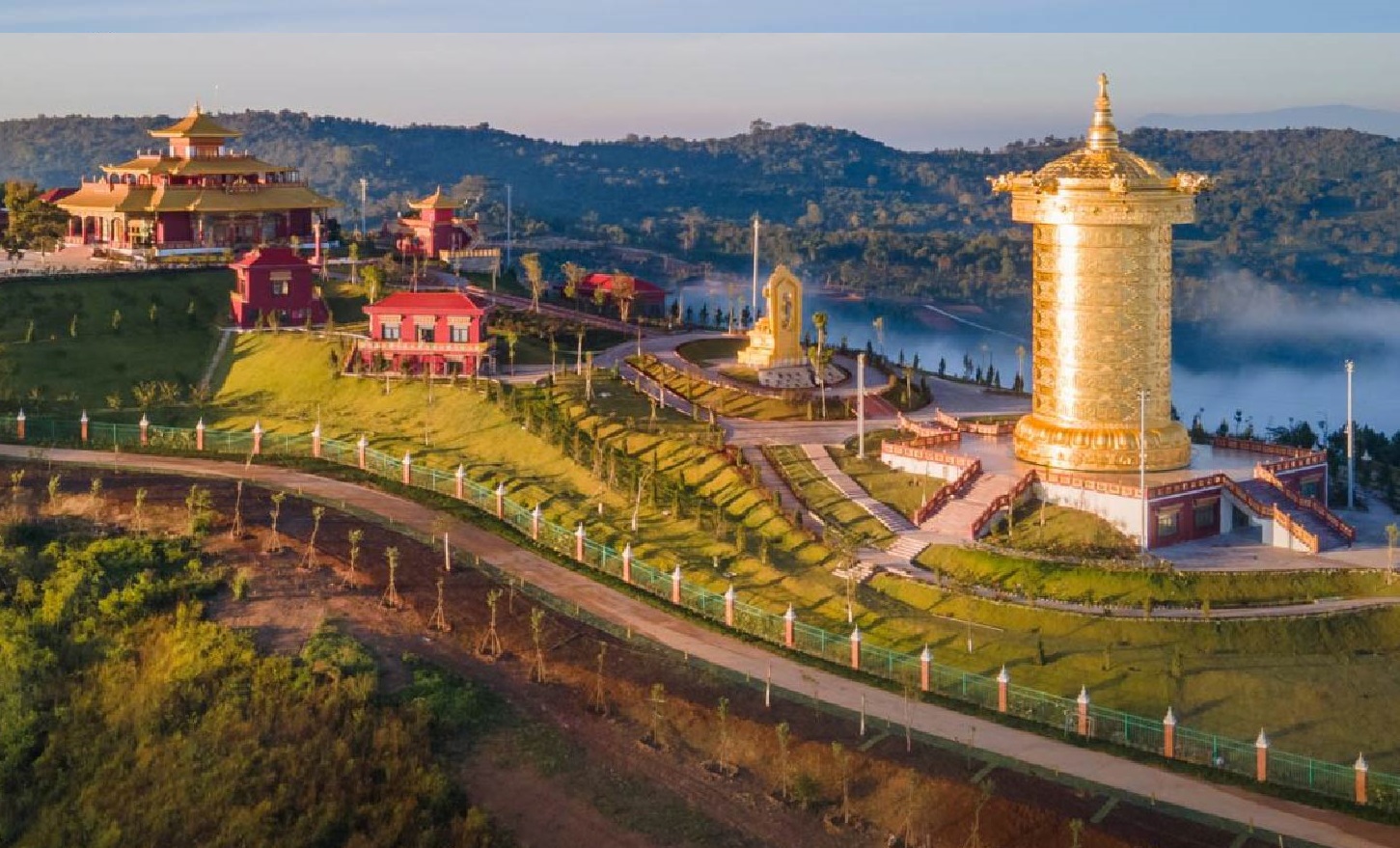 Tour Đại Bảo Tháp Kim Luân – Samten Hills: Hành trình tâm linh quanh Đà Lạt